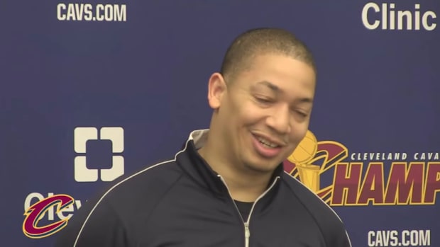 cavaliers-tyronn-lue-player-handshakes-defense-video.png